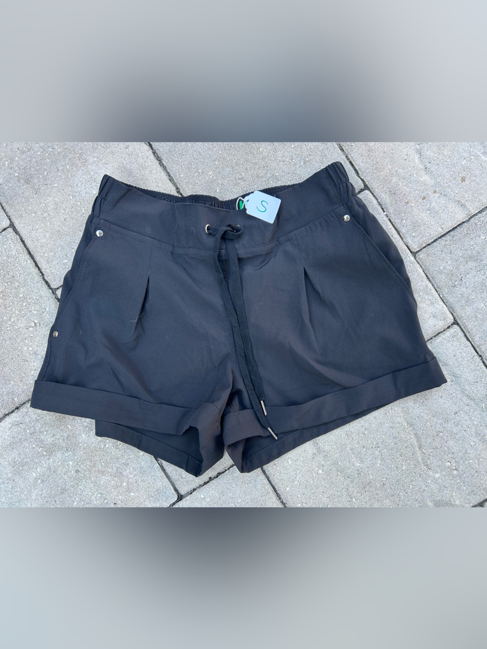 Mondetta Black Athletic Drawstring Pleated Shorts